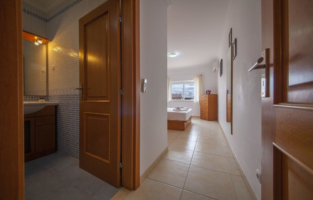 B41 - Windmill Modern With Pool, 사진 27