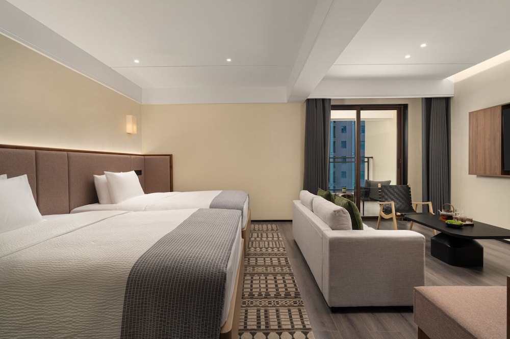 Basic Double Room, Balcony