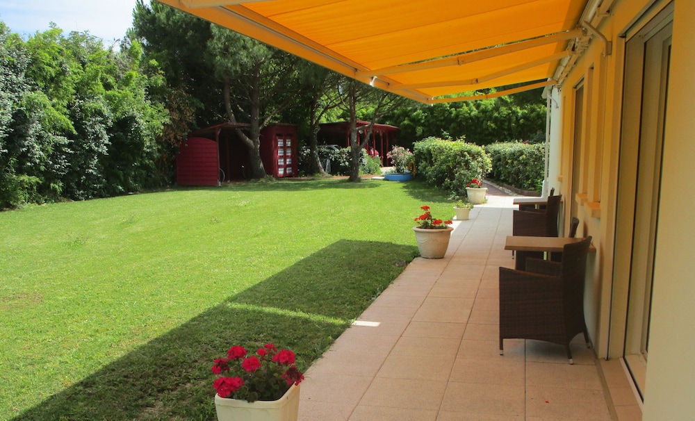 Double Room (La Bleue Neuve) photo 2