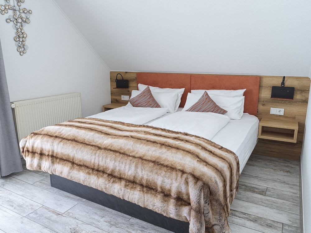 Suite, Ensuite, Lake View (mit Balkon) - Photo 4