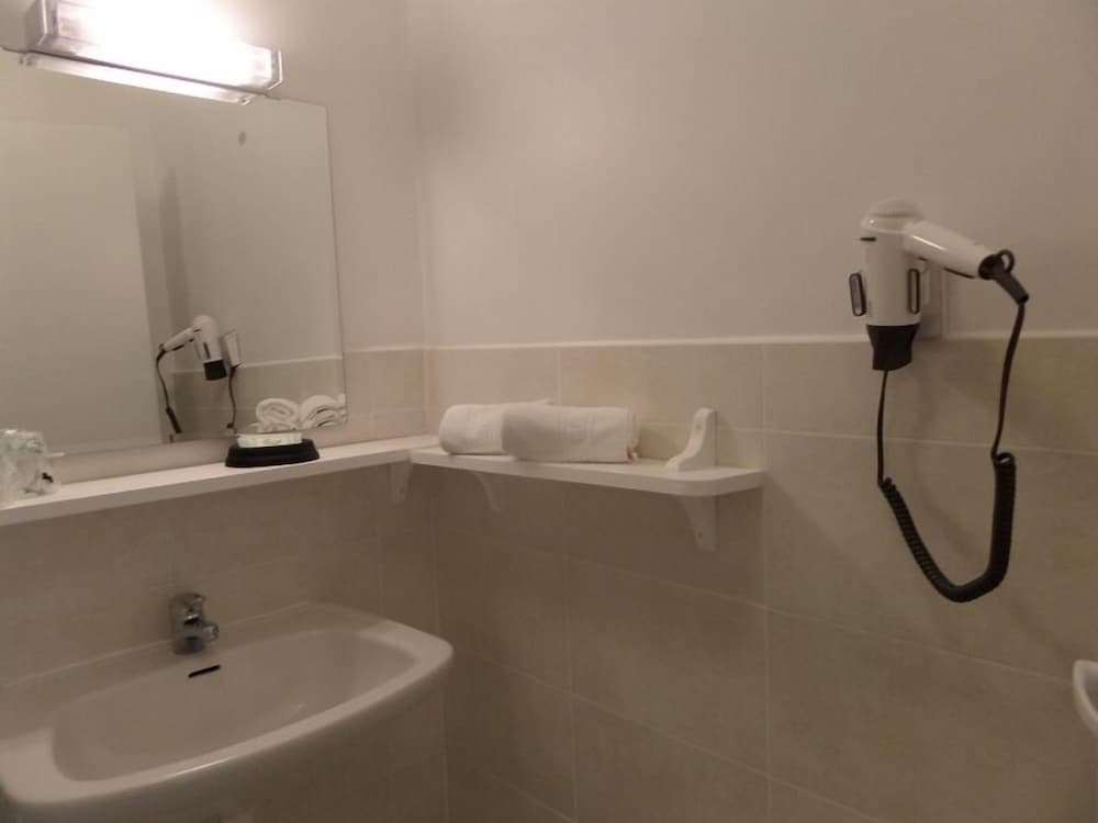 Superior Triple Room (1st floor) photo 2