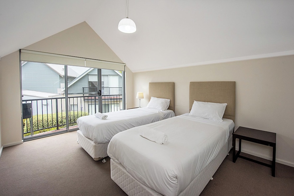 Family House, Multiple Beds, Non Smoking photo 2
