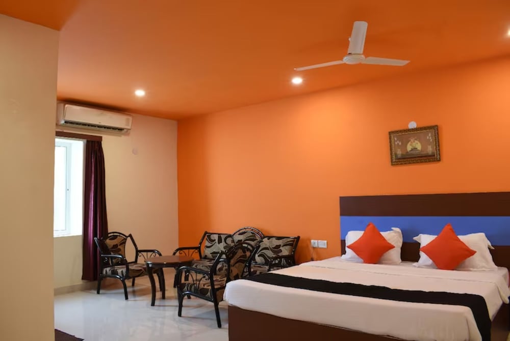 Deluxe Double Room, City View photo 1