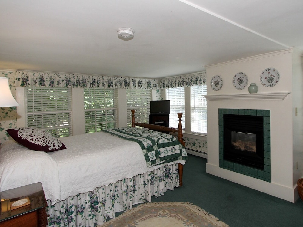 Luxury Double Room, Ensuite, Garden View (Main Inn Room 4) photo 1