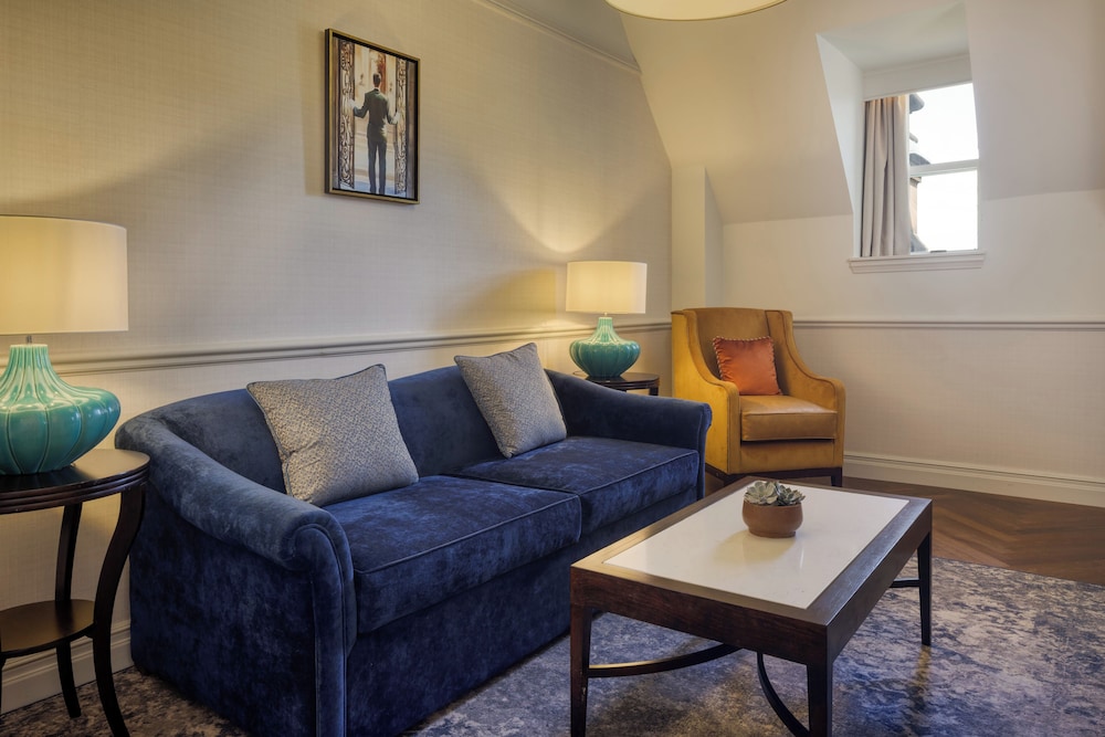 Suite, 1 King Bed (Billy Garioch) - Photo 6