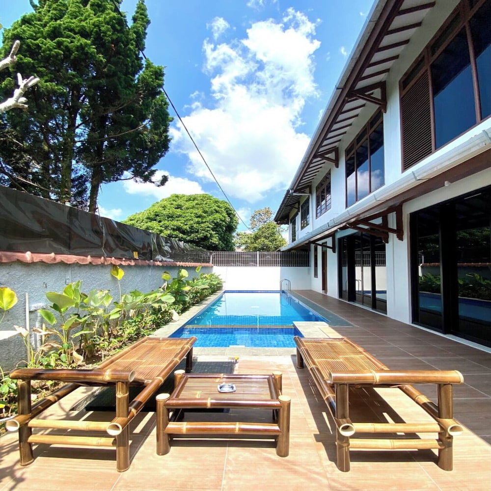 Family Villa, Multiple Bedrooms, Private Pool photo 2