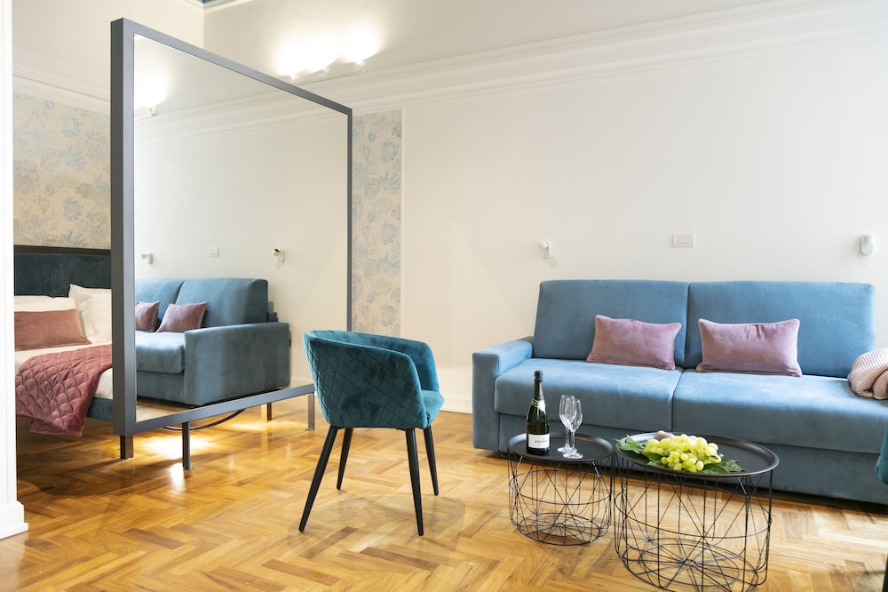 Luxury Quadruple Room (Atlas)