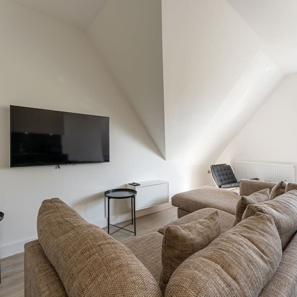Apartment photo 3