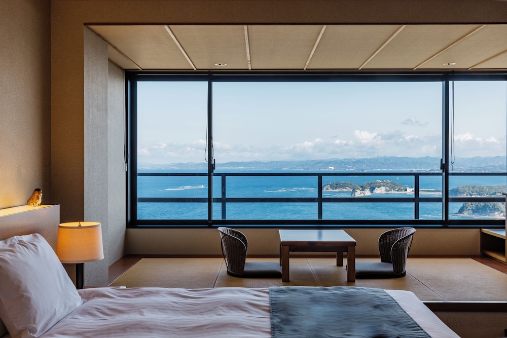 Ocean View Vista Luxury Twin on Third floor, Non Smoking photo 2
