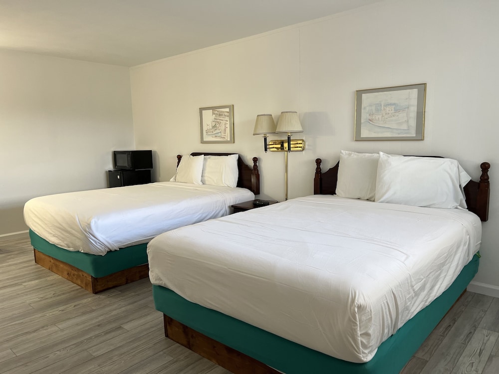 Standard Room, 2 Queen Beds, Exterior photo 1