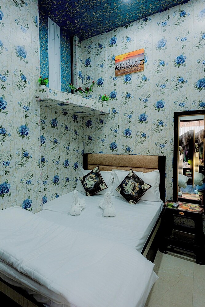 Classic Single Room