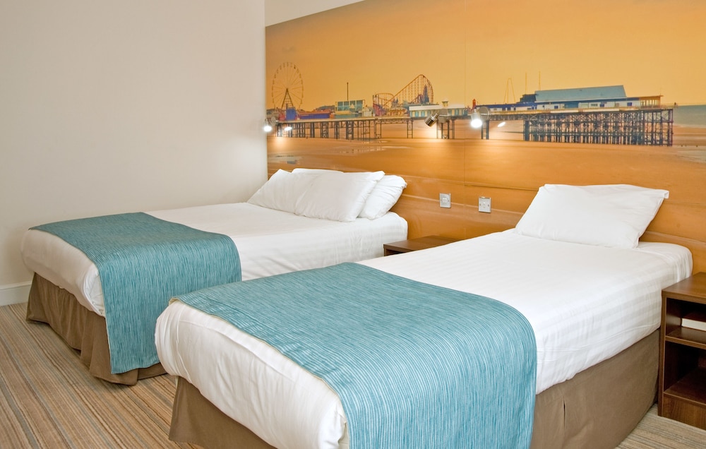 Superior Room, 2 Twin Beds, Non Smoking, Sea View photo 2
