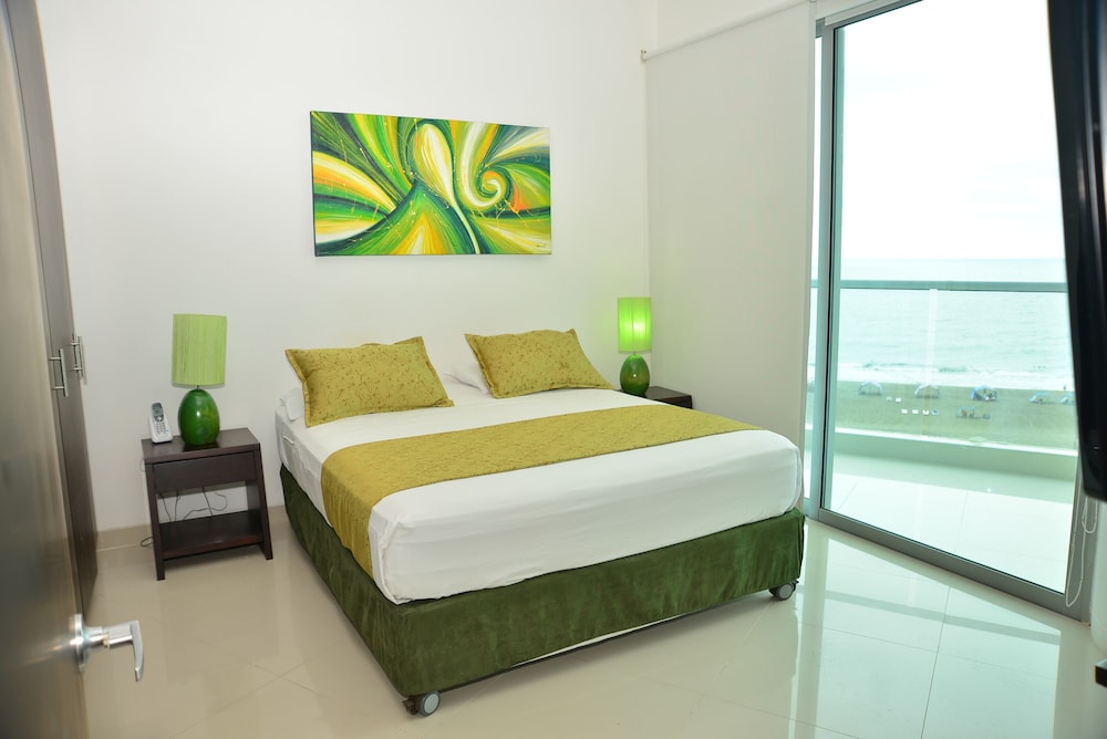Apartment, 3 Bedrooms, Accessible, Balcony photo 3