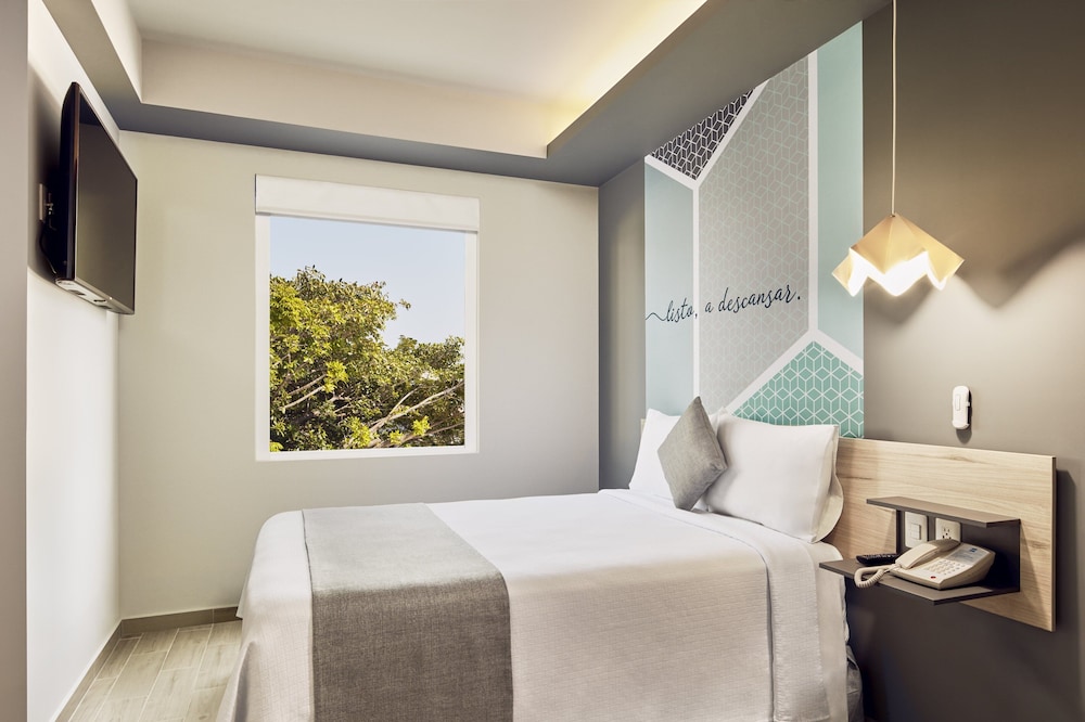 Superior Room, 2 Double Beds, Non Smoking, photo 6