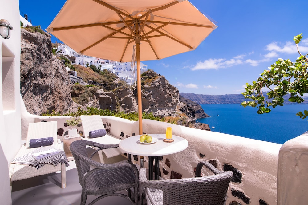 Levanta Cave Suite with Caldera View & Hot Tub - Photo 7