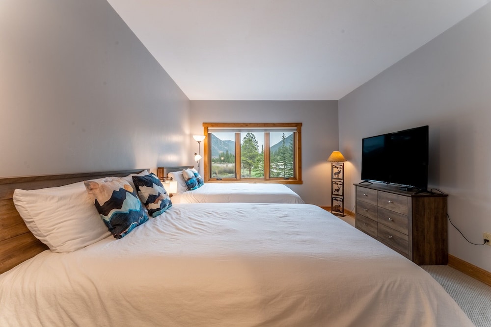 Apartment (2 Bedrooms)
