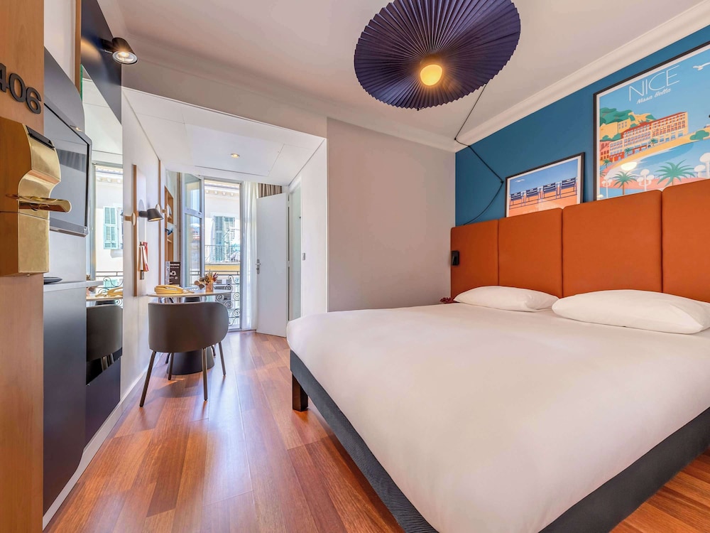 Standard Room, 1 Double Bed - Photo 13