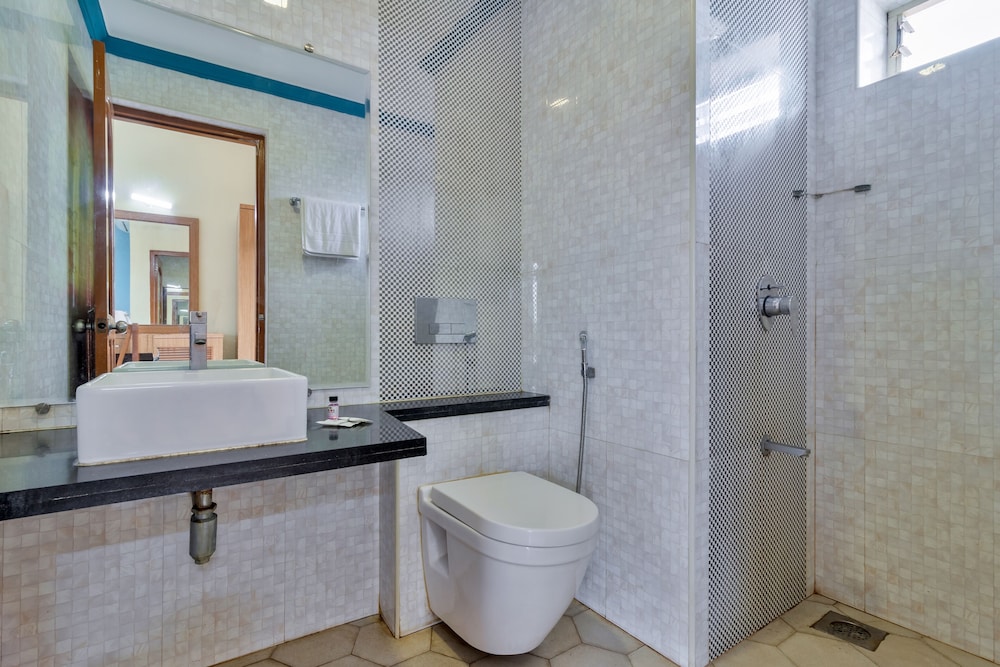 Premium Single Room photo 3