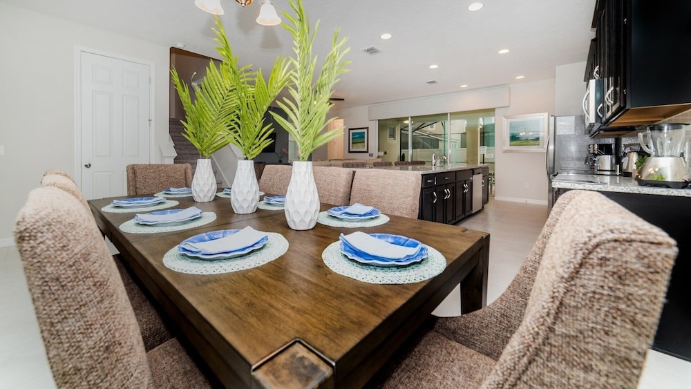 House, 4 Bedrooms