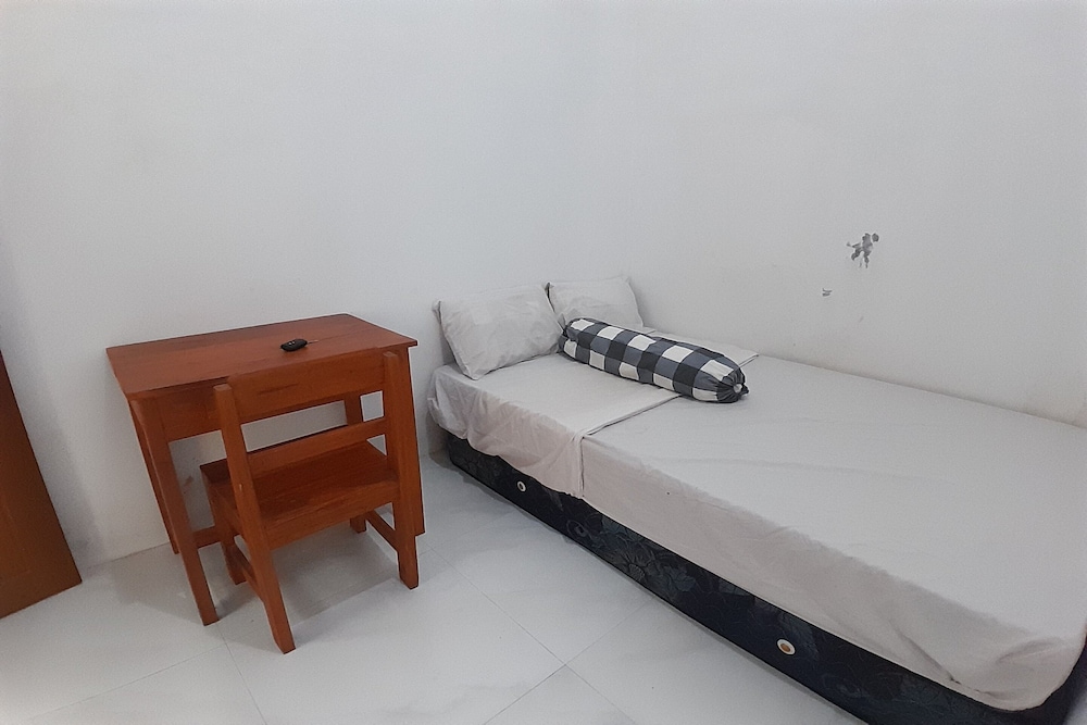 Double Room - Photo 2