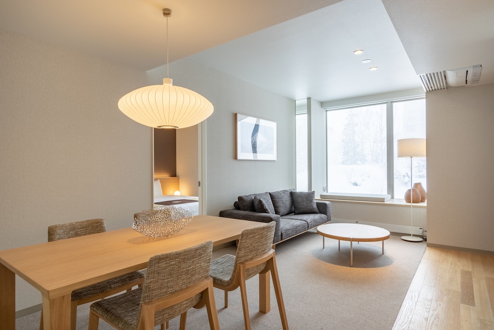 2 Bedroom Suite