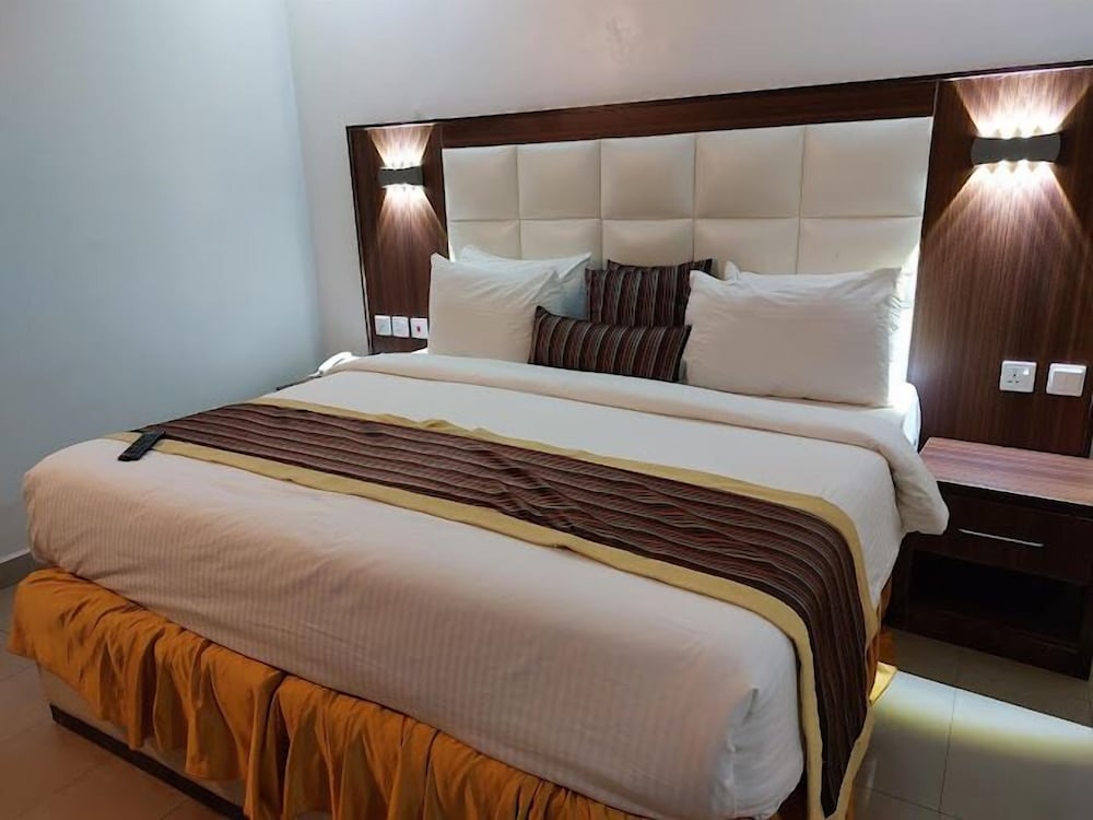 Deluxe Room, Balcony, City View photo 1