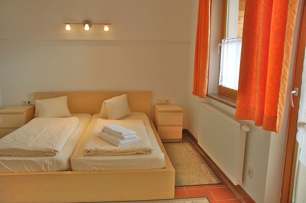 Gallery Apartment photo 2