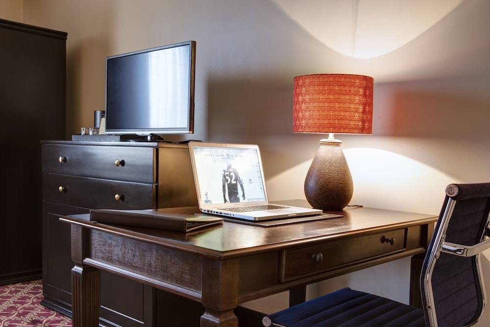 Junior Suite, 2 Double Beds - Photo 3