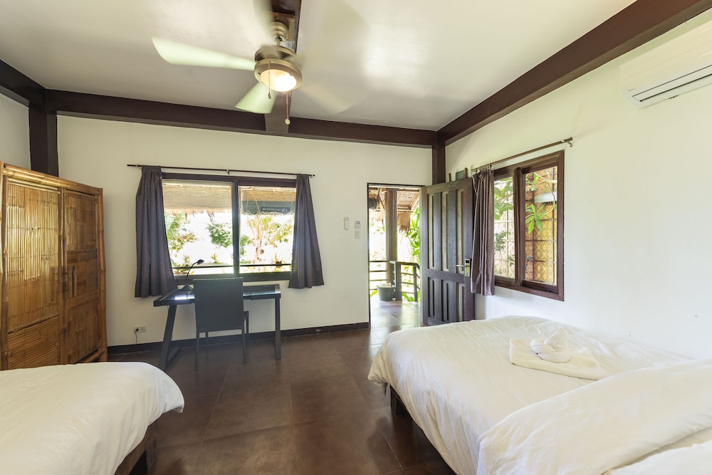 C9 Beach Front Bungalow (Ground Flr) photo 1
