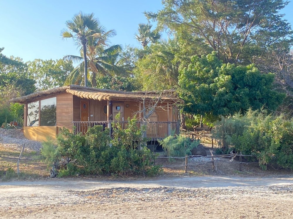 Superior Cottage, Lagoon View