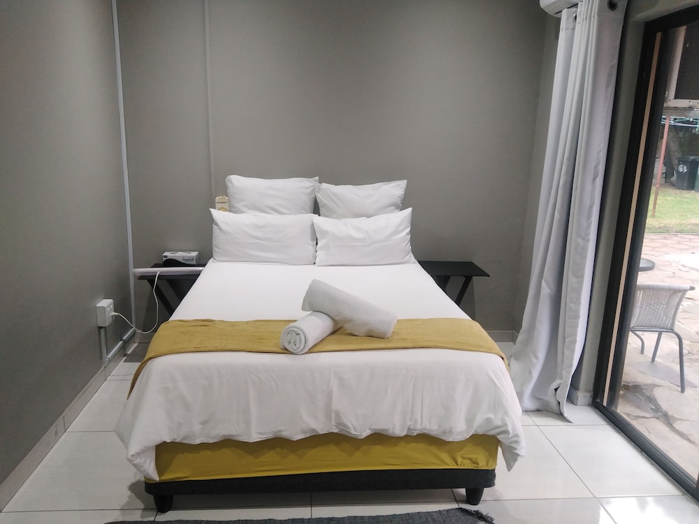 Classic Double or Twin Room - Photo 2