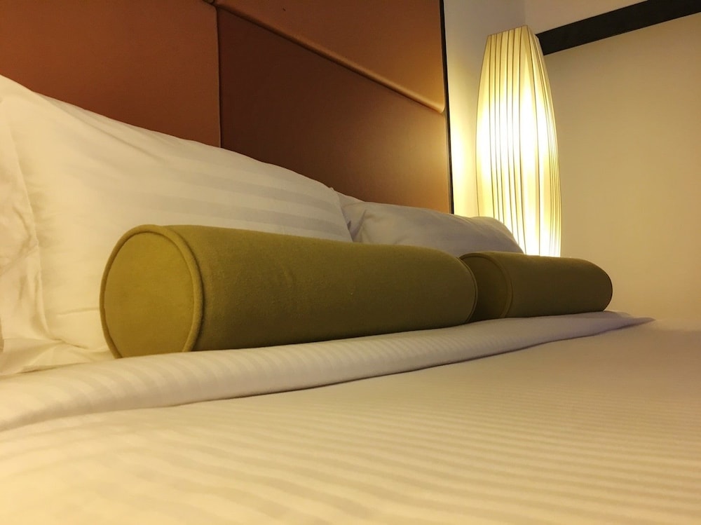 Junior Suite, Pool View