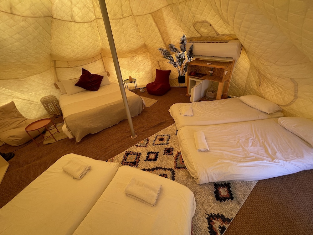Family Tent photo 2