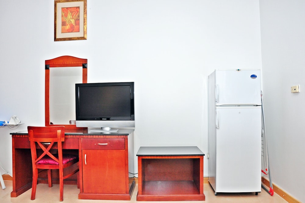 Studio Apartment photo 2