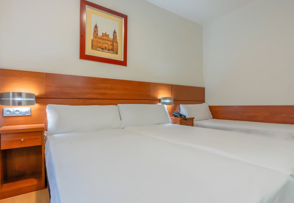 Standard Triple Room (3) photo 3