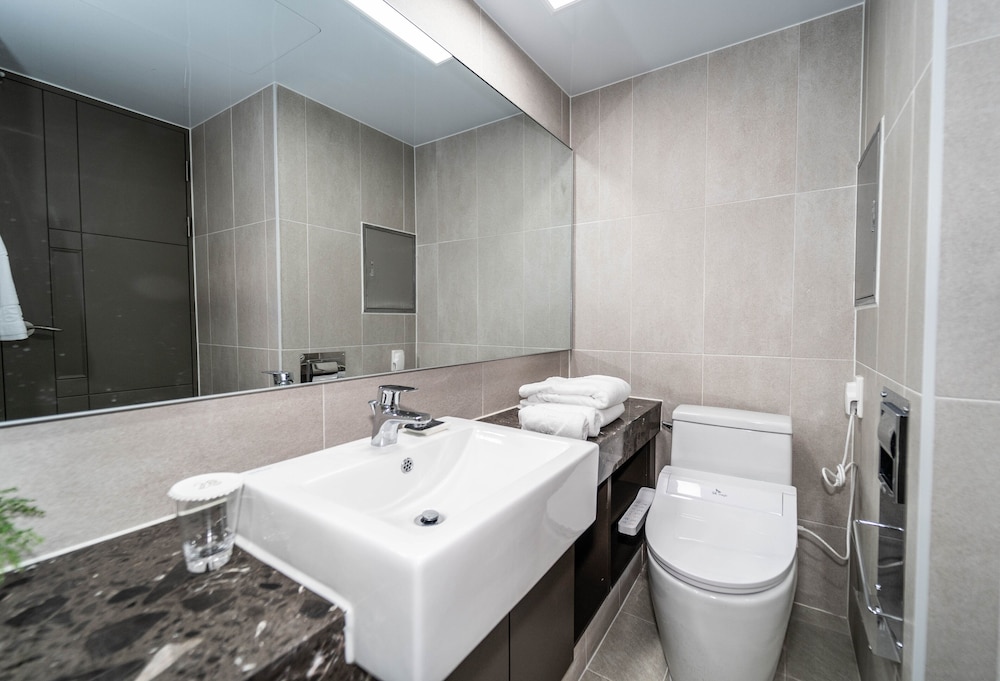 Superior Double Room (Lake View) - Photo 5
