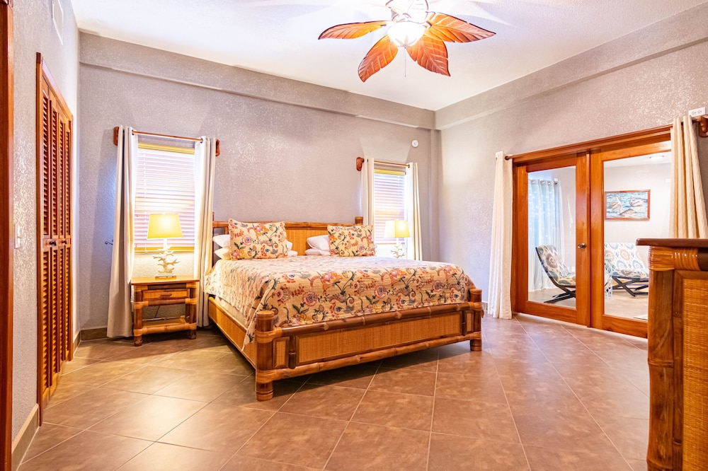 Grand Villa
