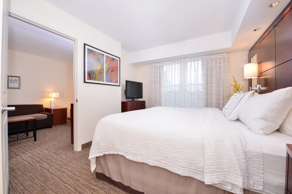 Suite, 1 Bedroom - Photo 5