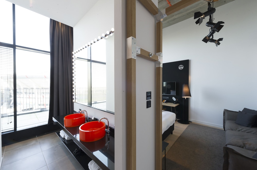 Suite (VIP) photo 2