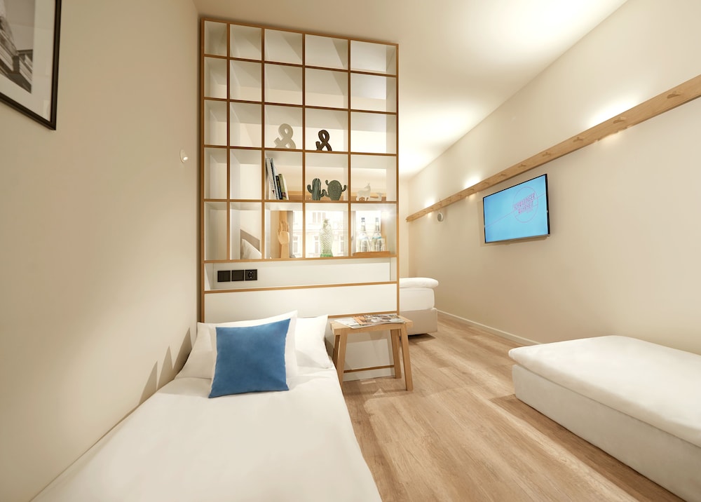 Compact Suite