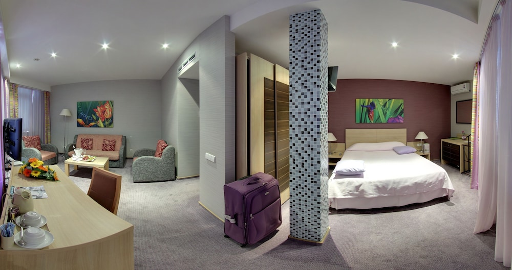 Studio Suite