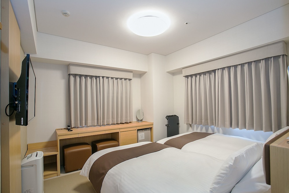 Standard Twin Room, Non Smoking - Photo 2