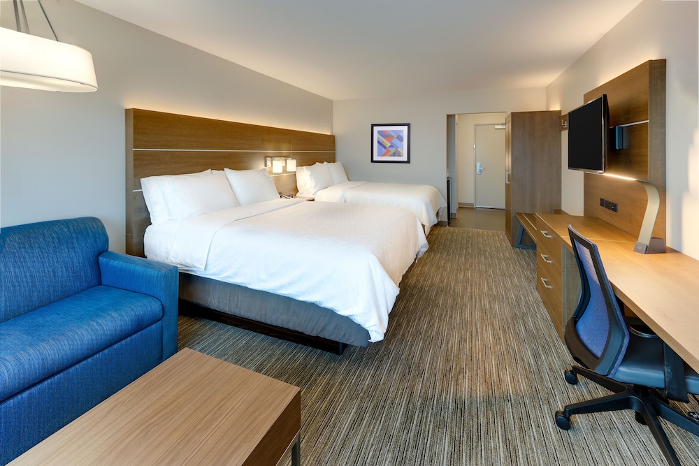 Suite, 2 Queen Beds (2 Bed) - Photo 3