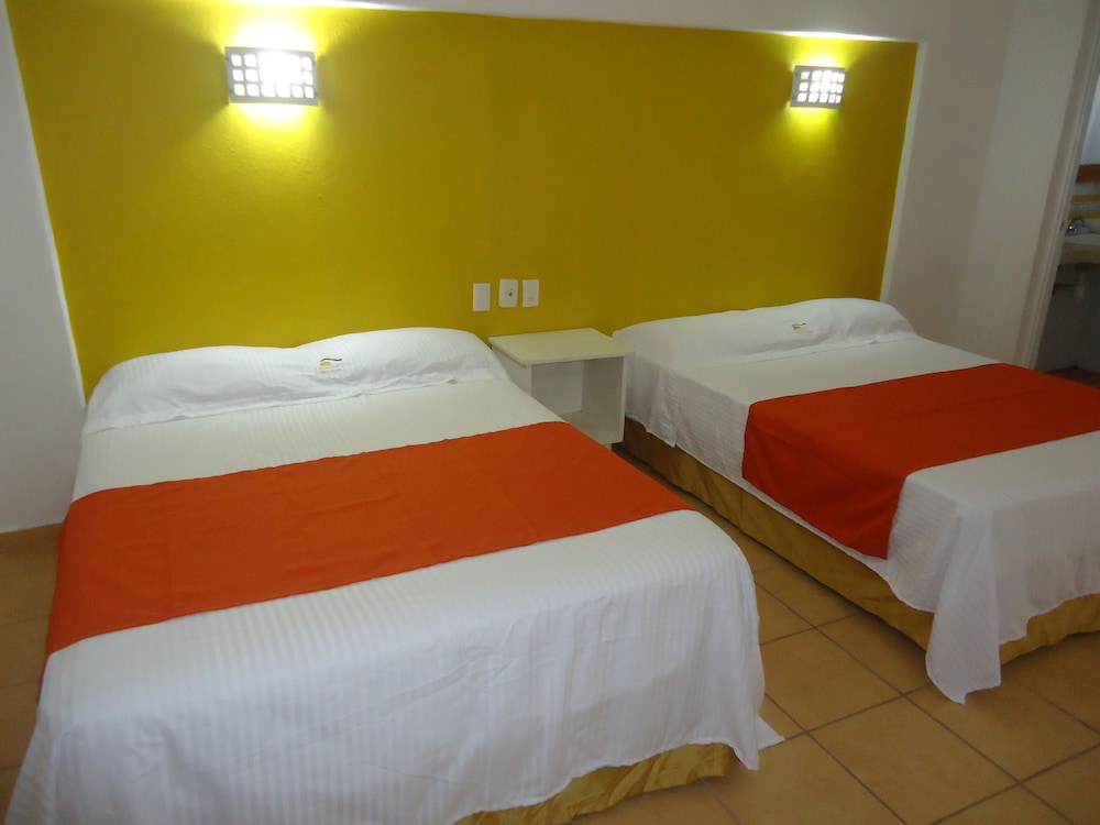 Deluxe Room, 2 Double Beds, Garden Area photo 1