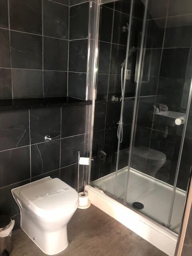 Twin Room, Ensuite