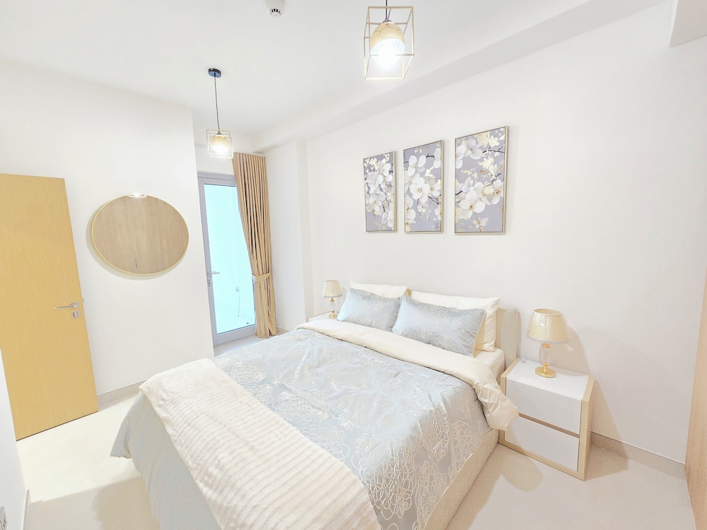 Luxury Apartment, Balcony, City View photo 1