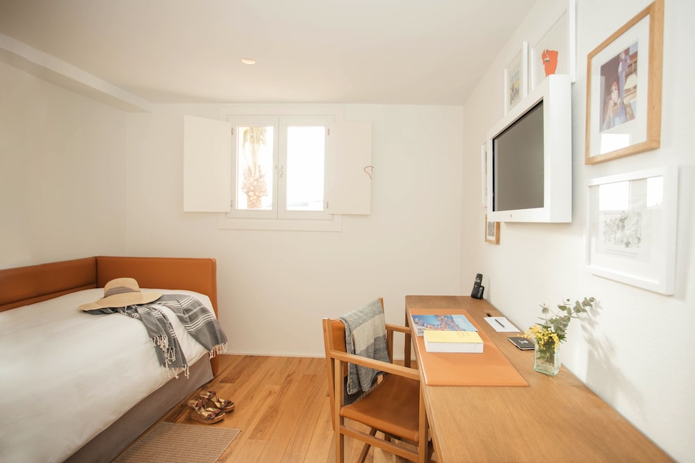 Single Room photo 3