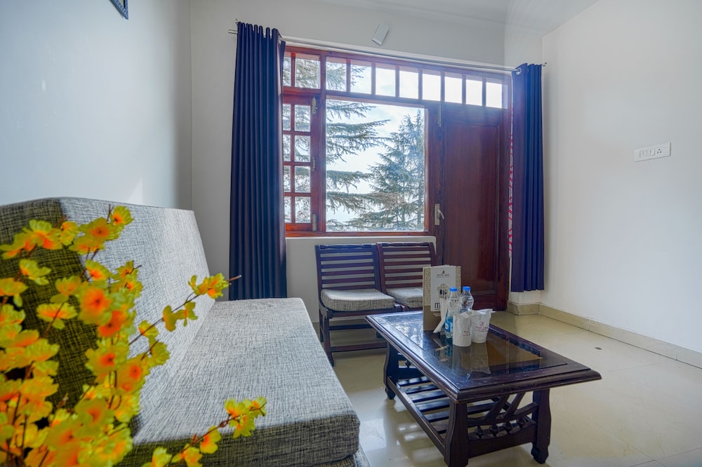 Deluxe Room - Photo 6