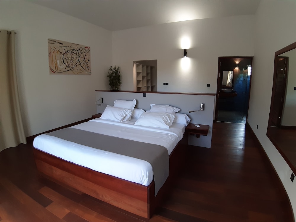 Luxury Villa photo 1
