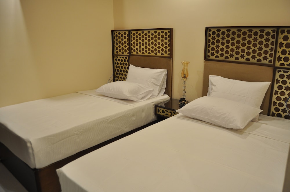 Classic Twin Room